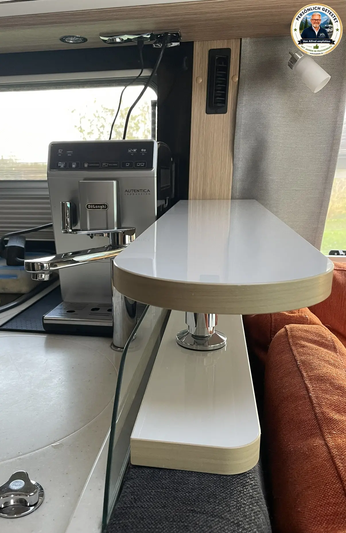 2-teiliges Ablageboard für Niesmann und Bischoff und viele andere Wohnmobile 2-teiliges Ablageboard für Niesmann und Bischoff und viele andere Wohnmobile